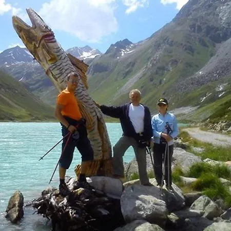 Piz-hotel Szálloda Sankt Leonhard im Pitztal
