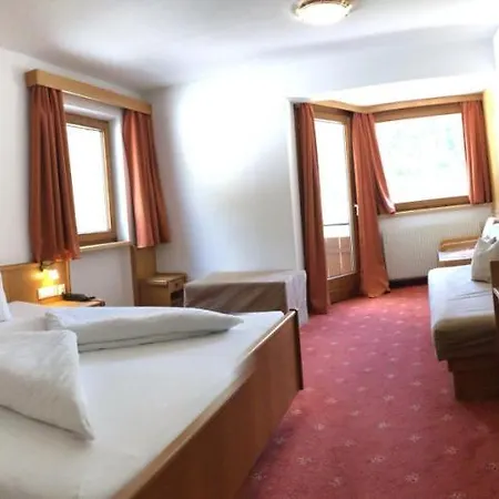 Szálloda Piz-hotel 3*