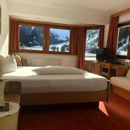 Szálloda Piz-hotel Sankt Leonhard im Pitztal