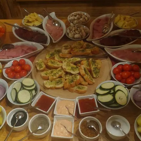 Piz-hotel Szálloda