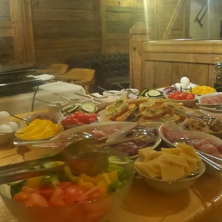 Piz-hotel 3*