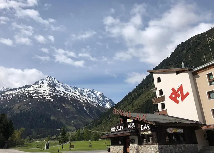 Piz-hotel Hotel