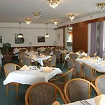 Piz-hotel 3*