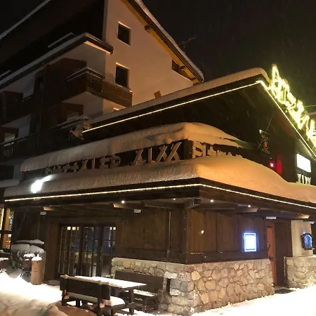 Ξενοδοχείο Piz-hotel 3*